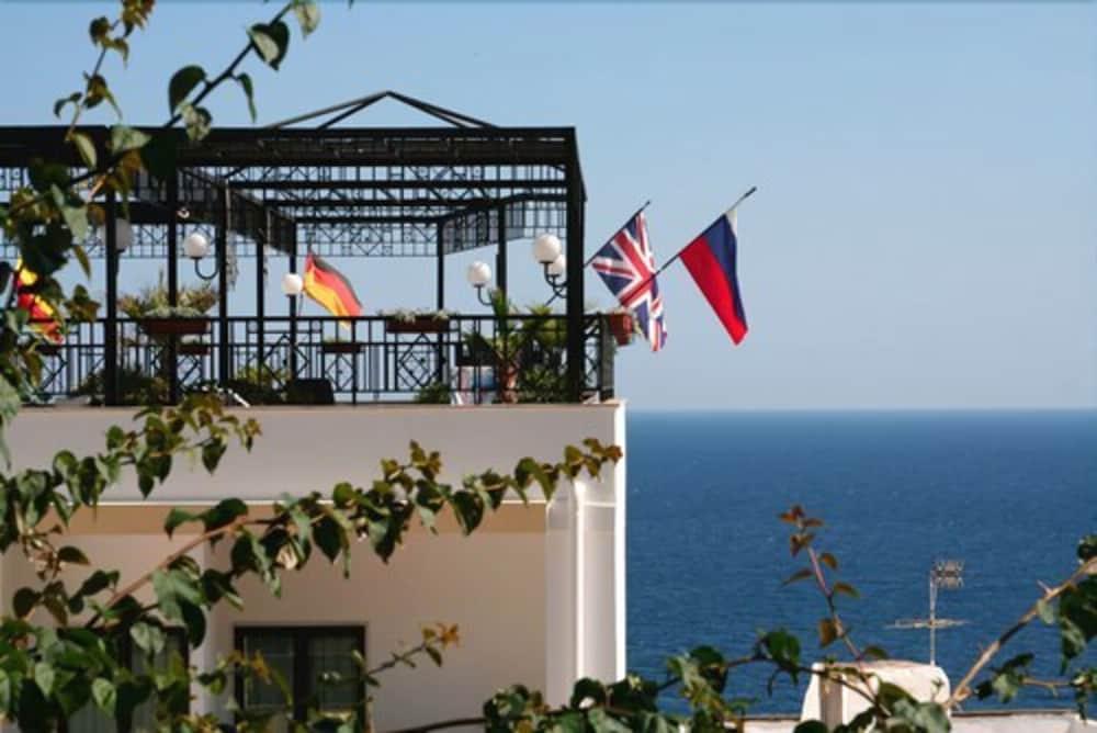 Grand Hotel Mediterraneo Santa Cesarea Terme Εξωτερικό φωτογραφία